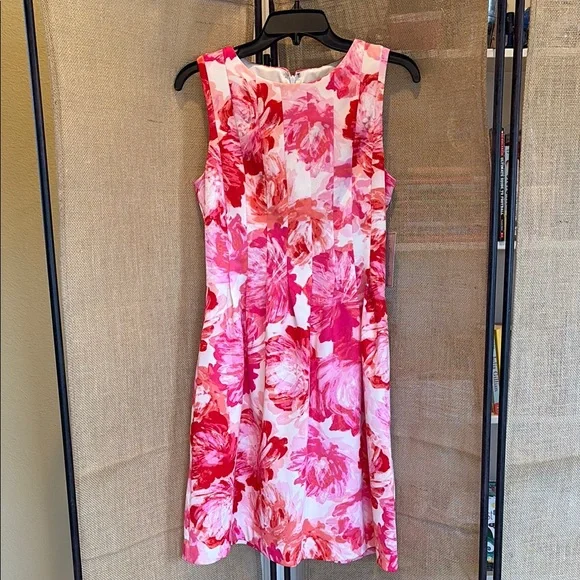 Jessica H. Floral Pink Sleeveless Dress - Picture 1 of 10